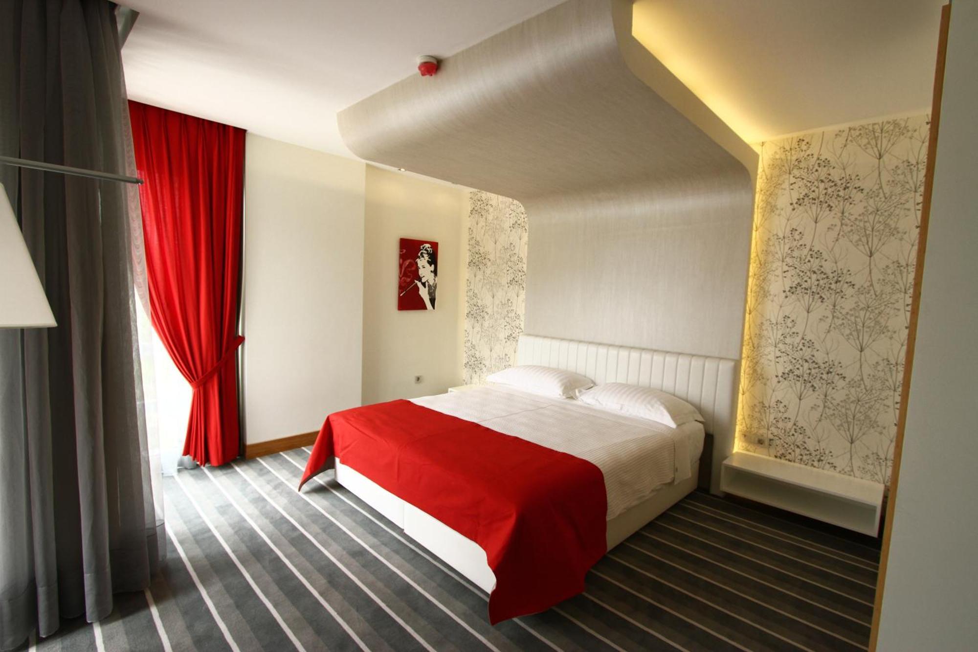Atik Hotel Unye Exteriér fotografie
